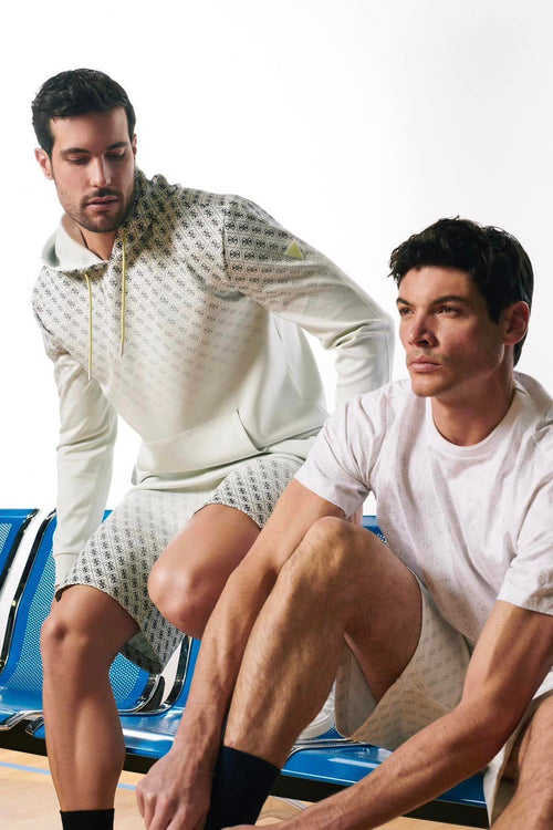 GUESS Athleisure 👀✨