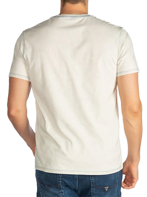 เสื้อยืด T-shirt With Logo Detail
