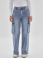 กางเกงยีนส์ GUESS Originals Kit Cargo Jeans